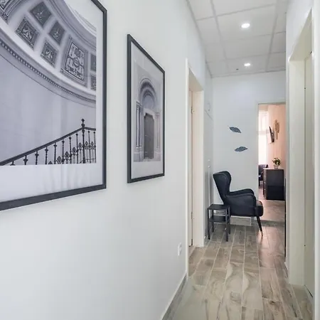 Mini Ultra Apartment *