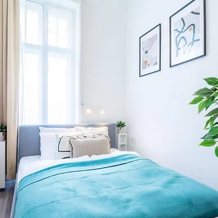 Apartment Mini Ultra *